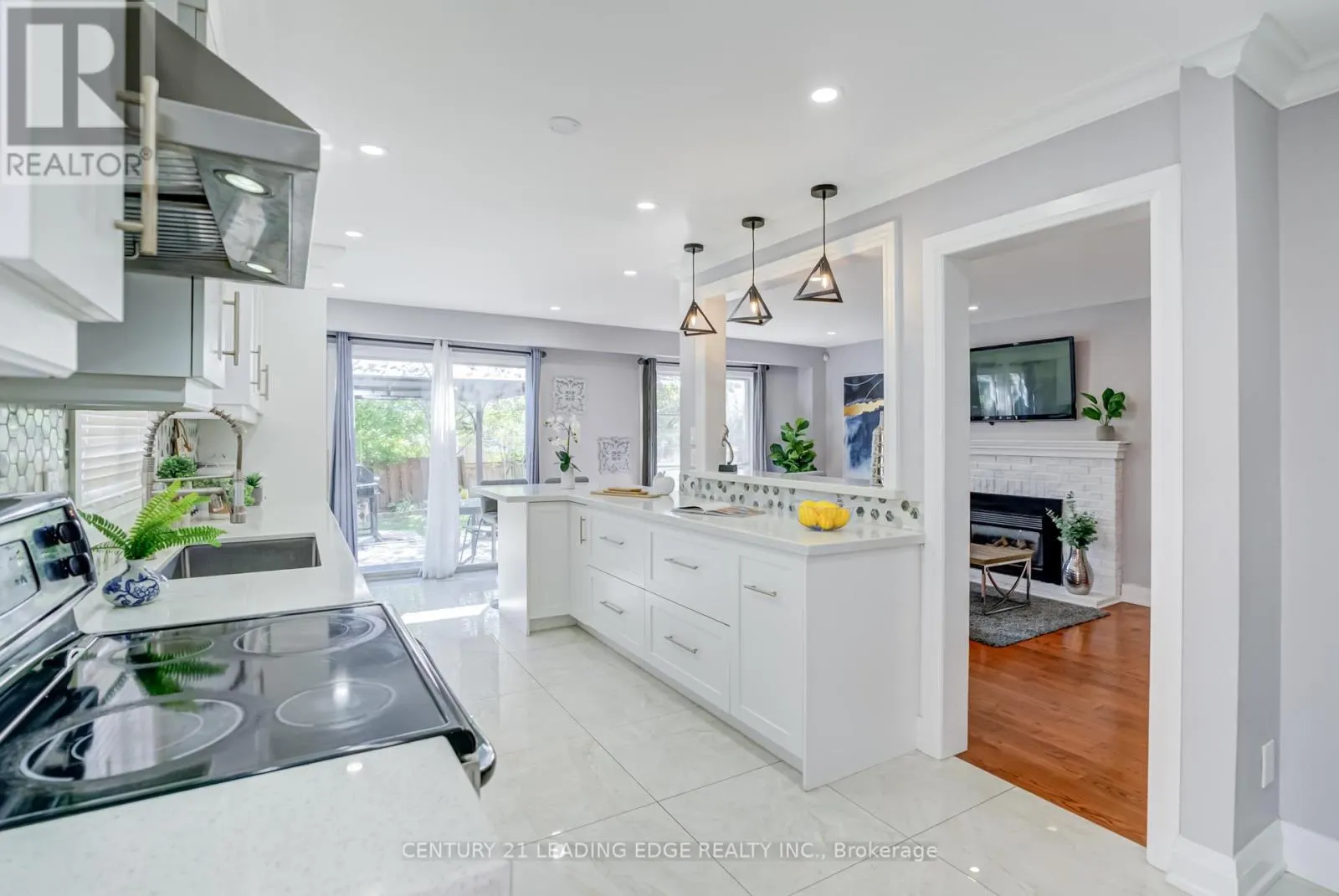 6 WHEATON GROVE