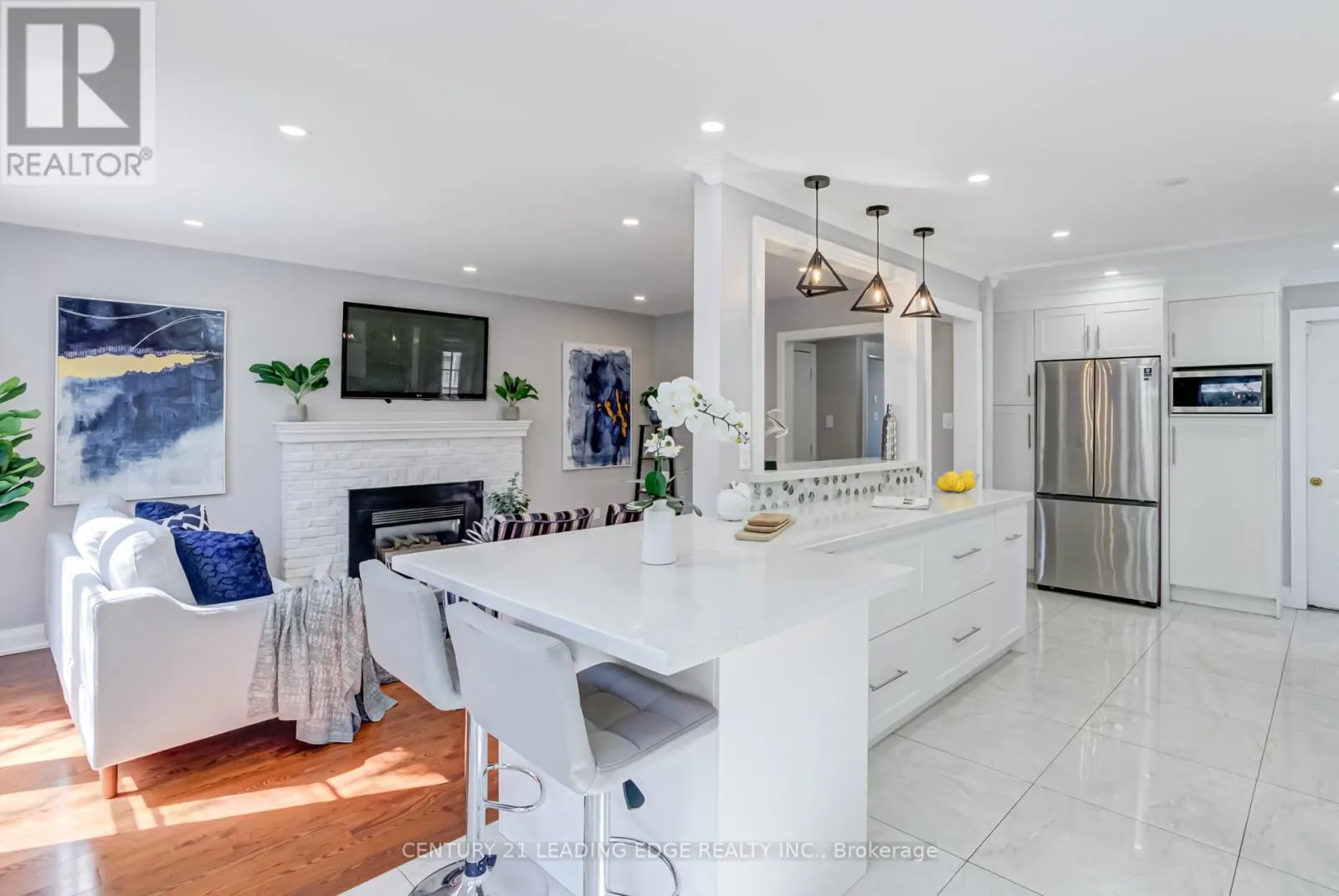 6 WHEATON GROVE