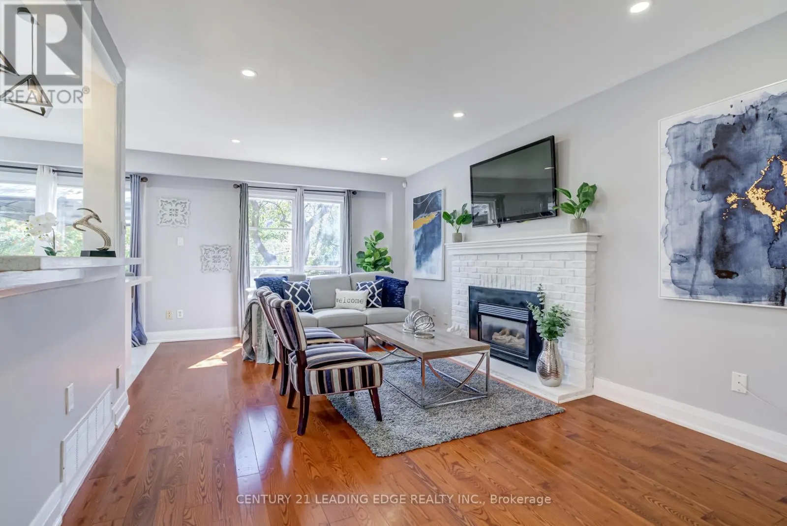 6 WHEATON GROVE