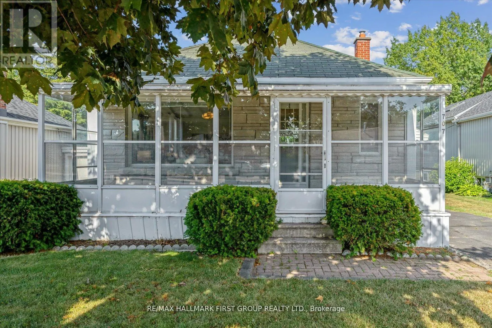 707 ATHOL STREET