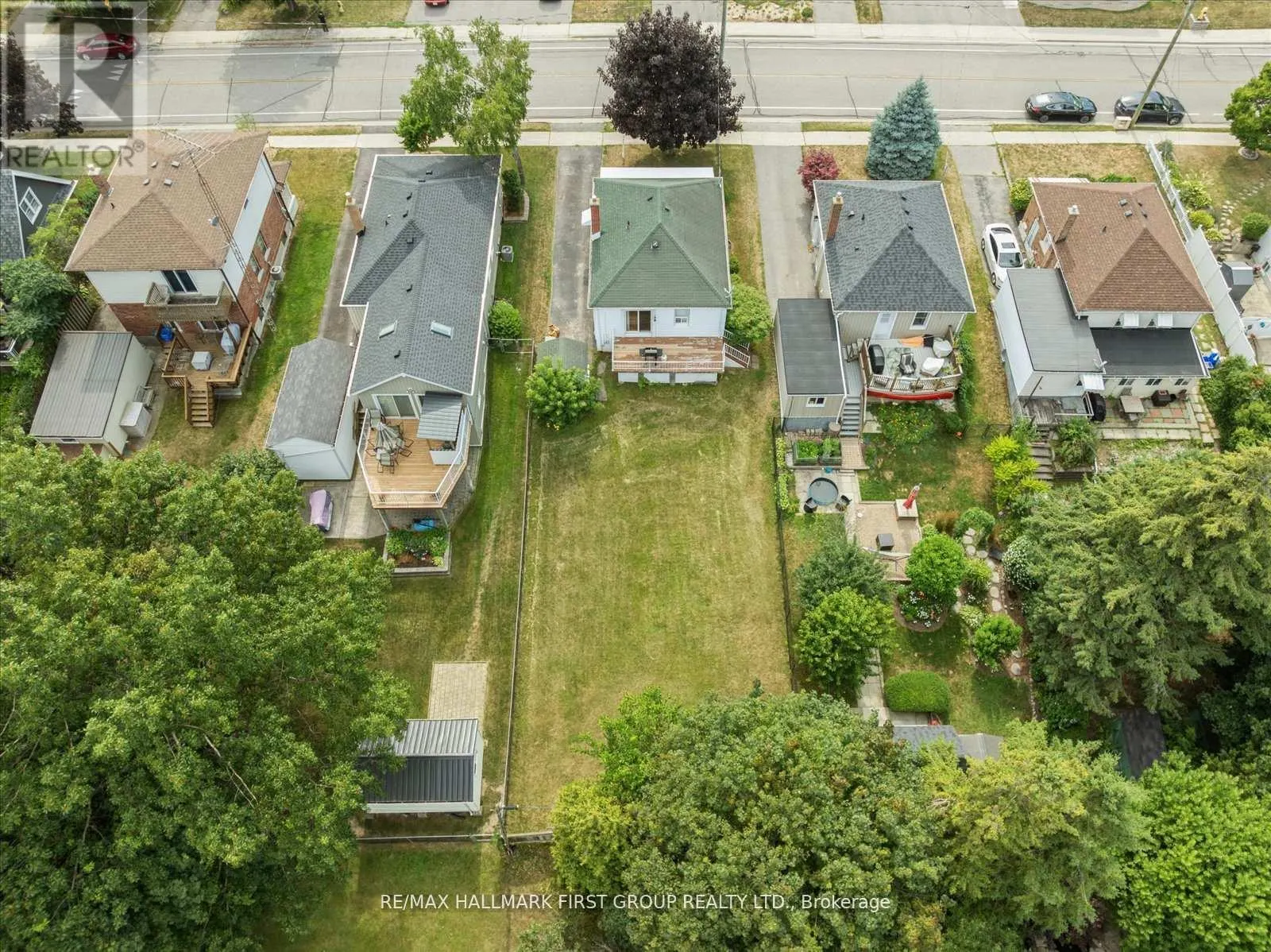 707 ATHOL STREET