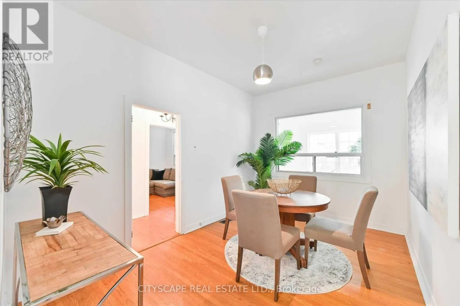15 MIDBURN AVENUE