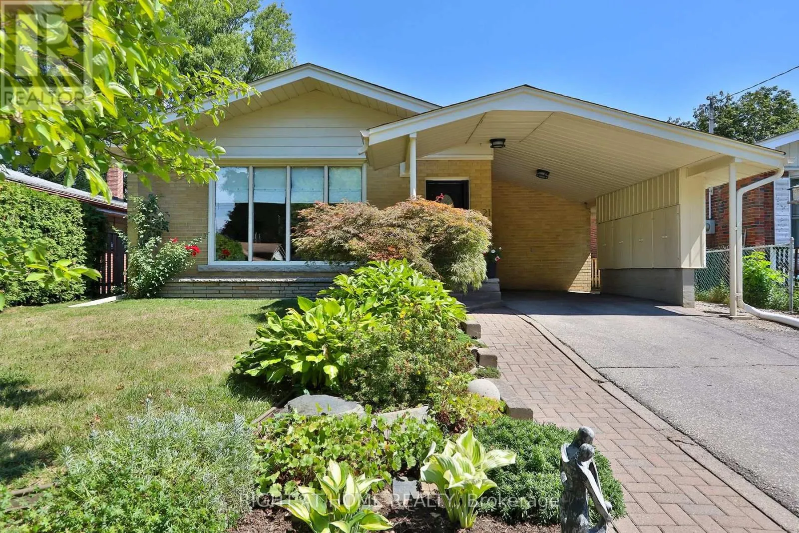21 GAIETY DRIVE