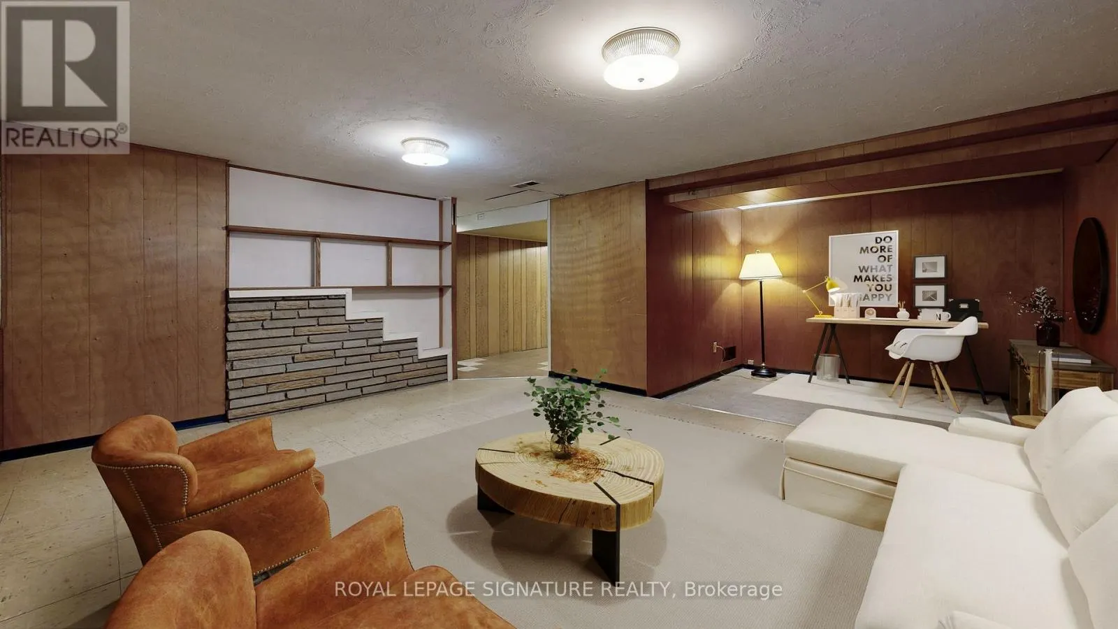 18 STAMFORD SQUARE S
