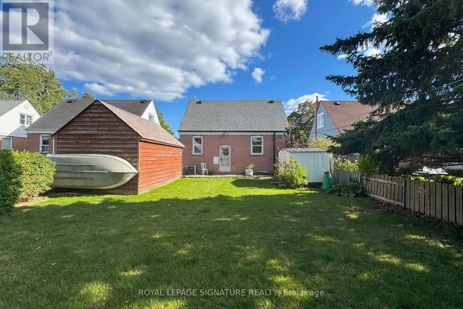 18 STAMFORD SQUARE S