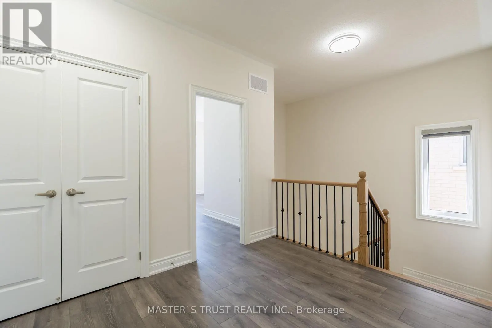 2952 GRINDSTONE CRESCENT