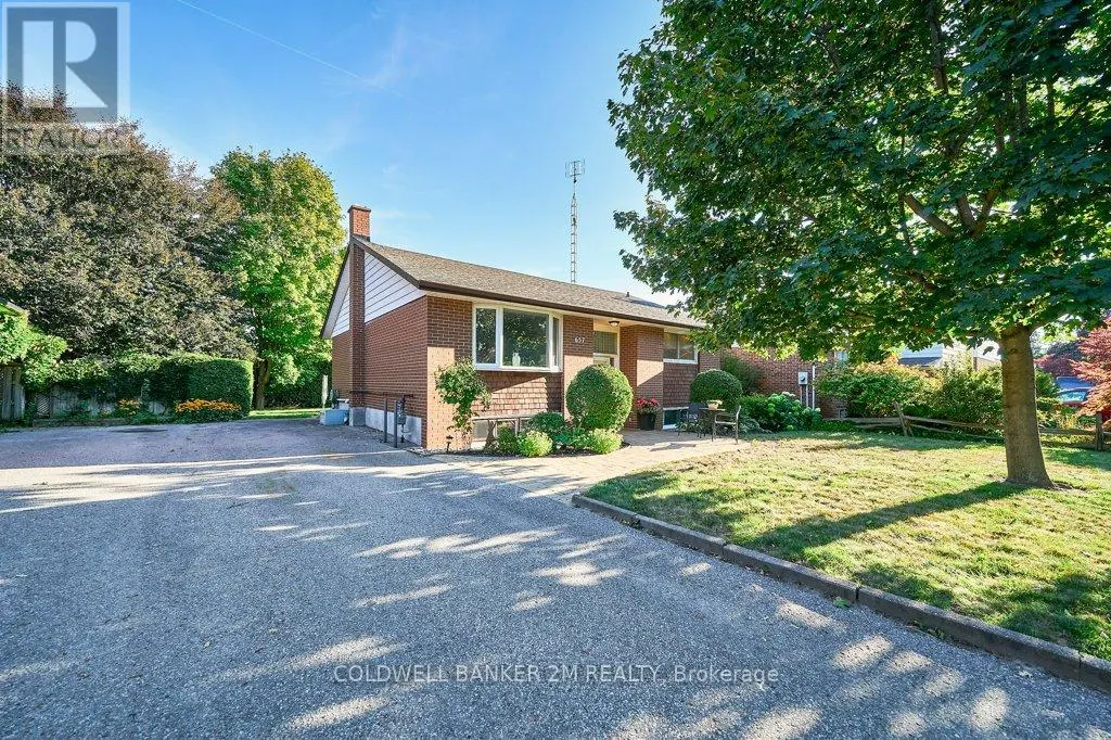 657 BALMORAL DRIVE