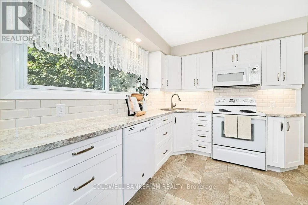 657 BALMORAL DRIVE