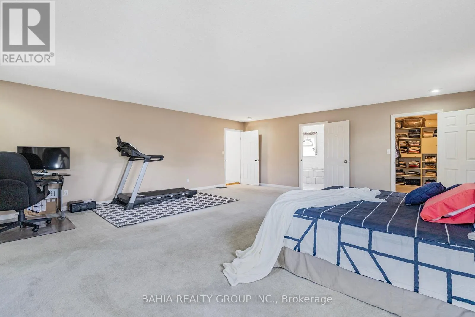 52 ORCHARD PARK DRIVE