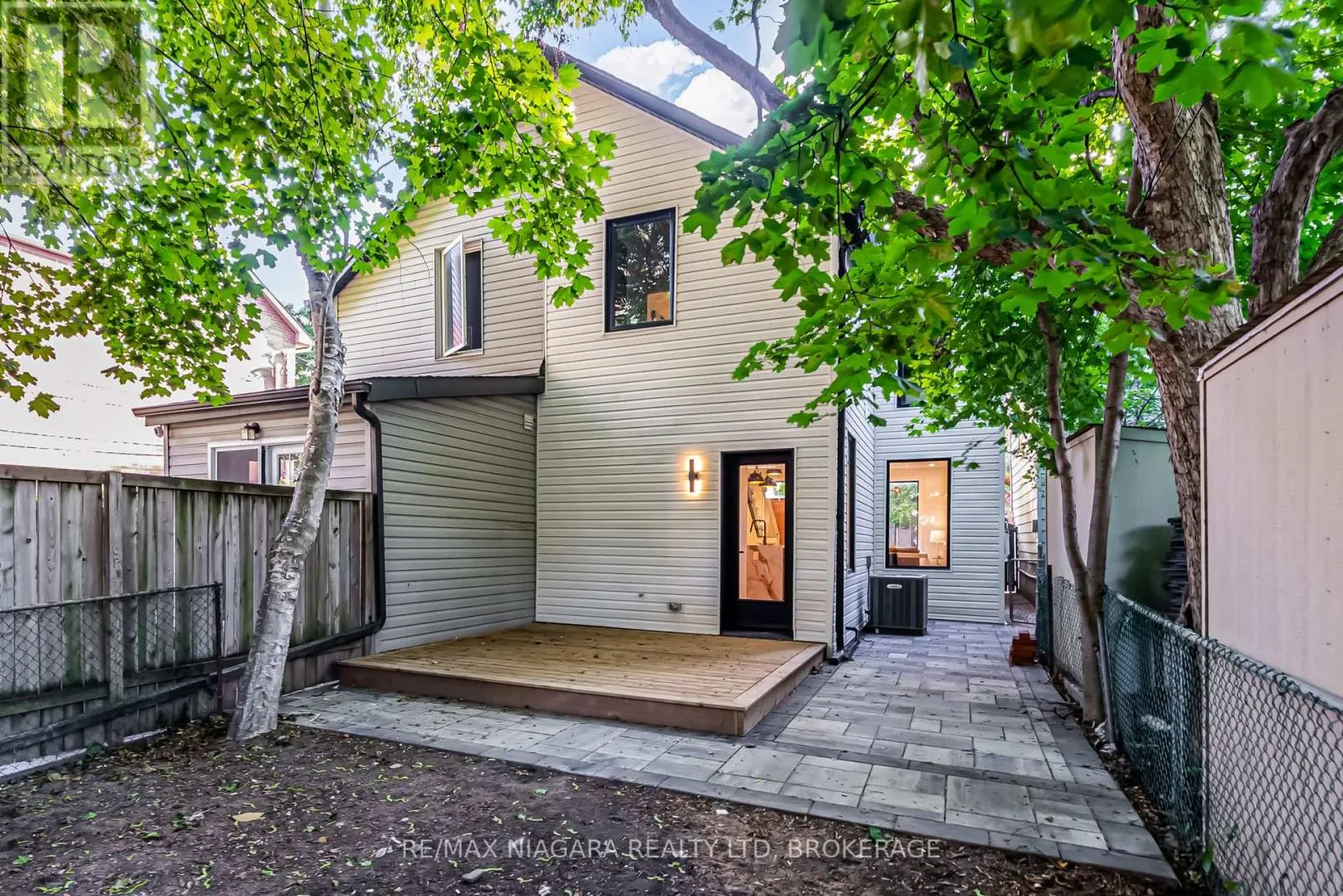 95 KIMBERLEY AVENUE
