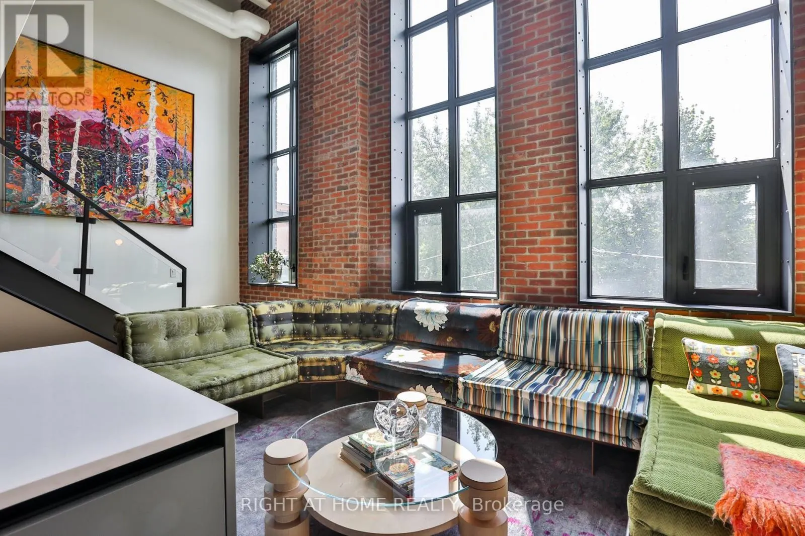 409 - 150 LOGAN AVENUE