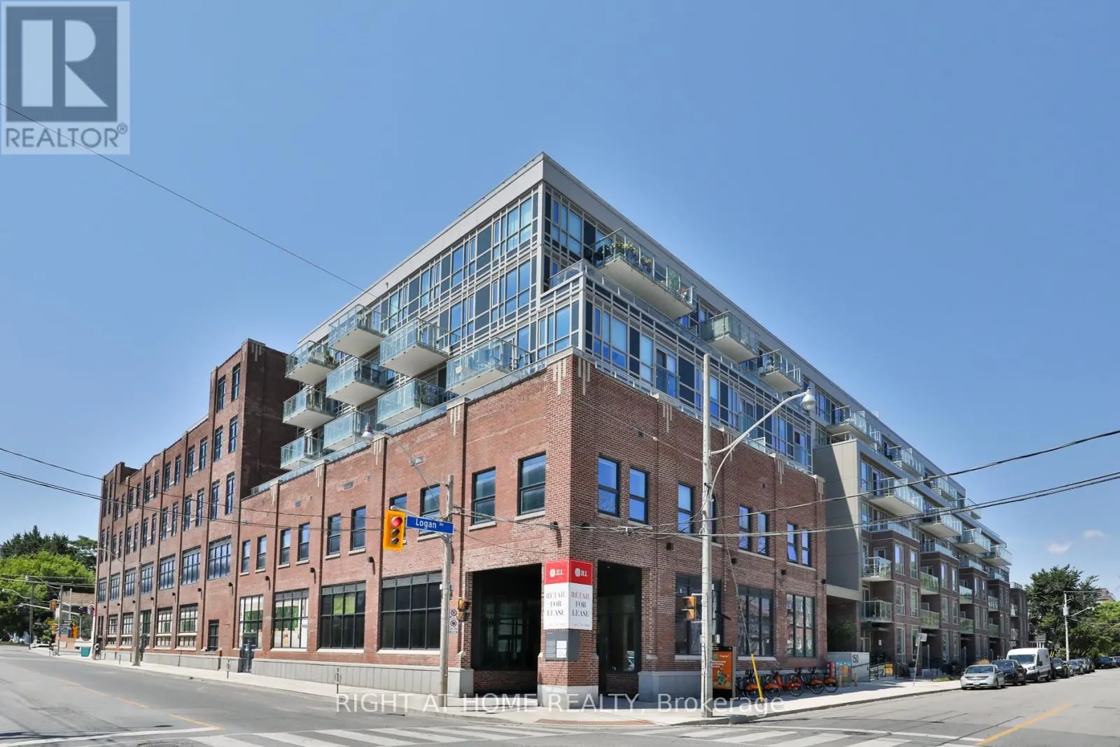 409 - 150 LOGAN AVENUE