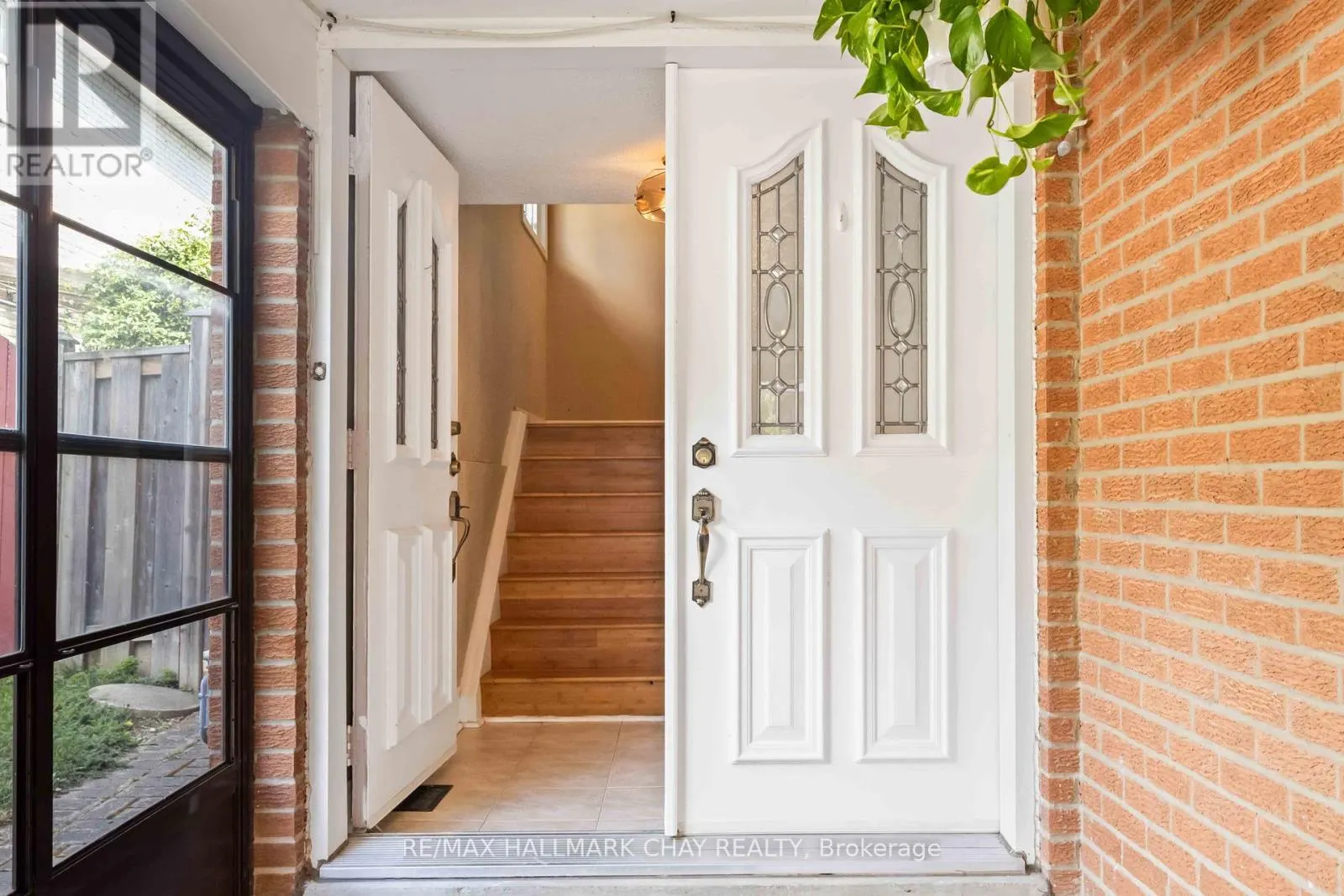 67 HEATHERSIDE DRIVE