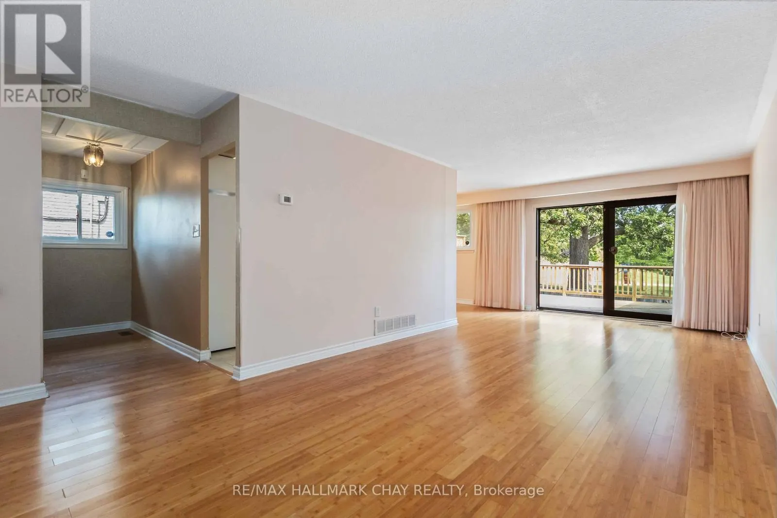 67 HEATHERSIDE DRIVE