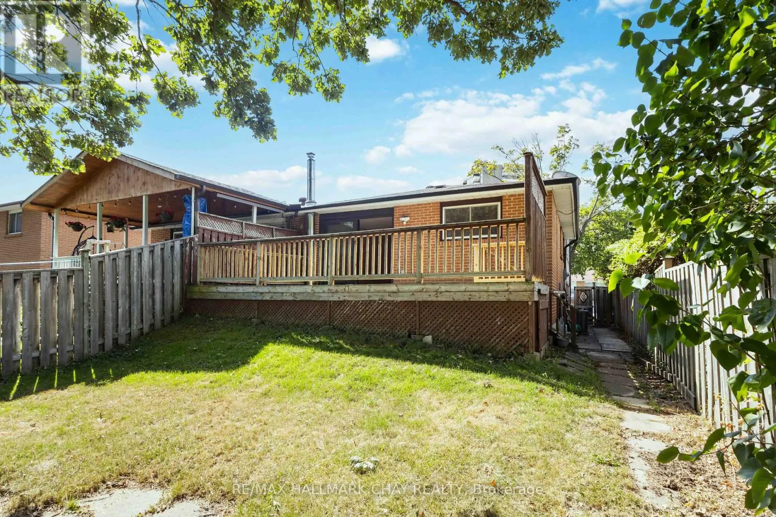 67 HEATHERSIDE DRIVE