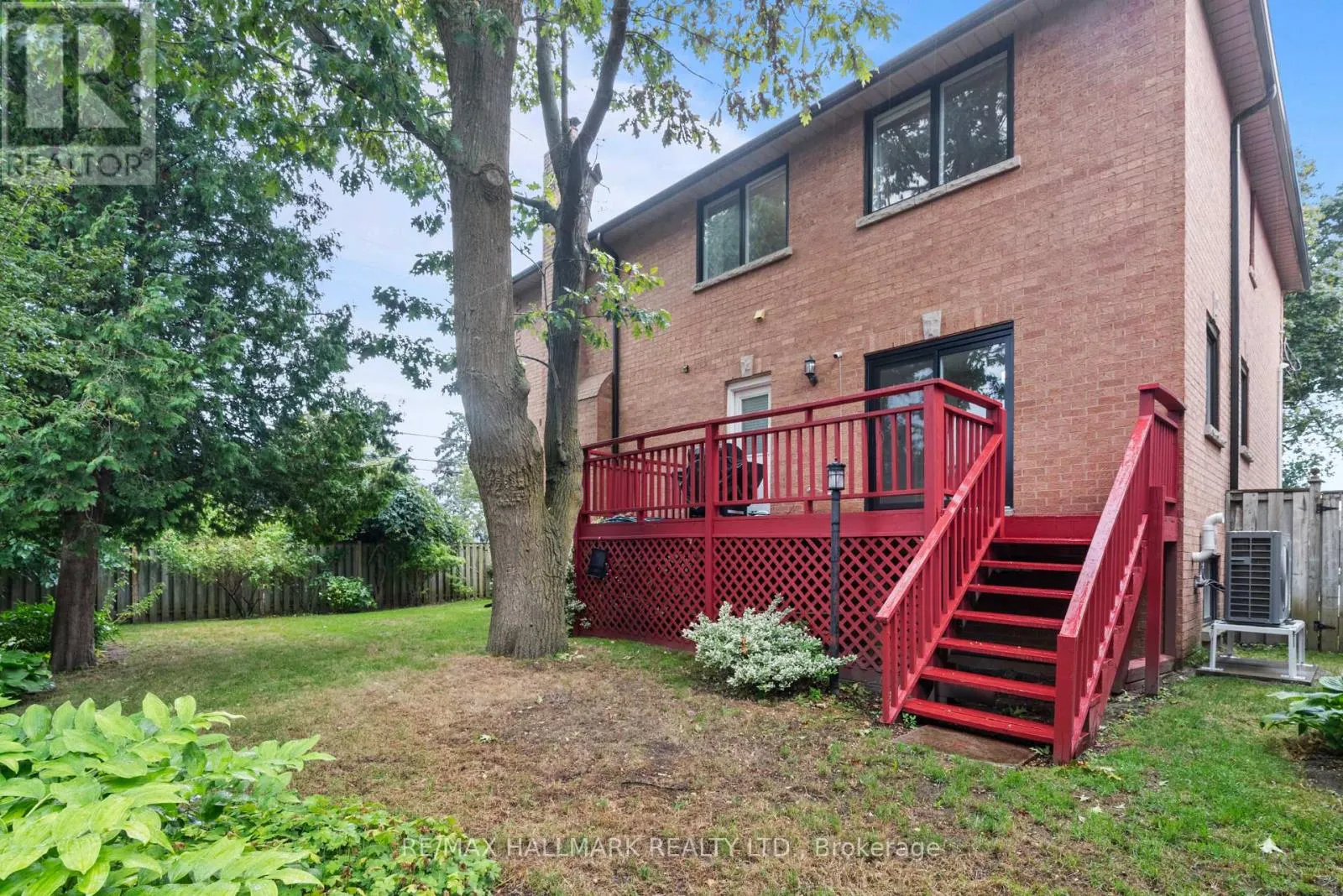 80 DUNSTALL CRESCENT