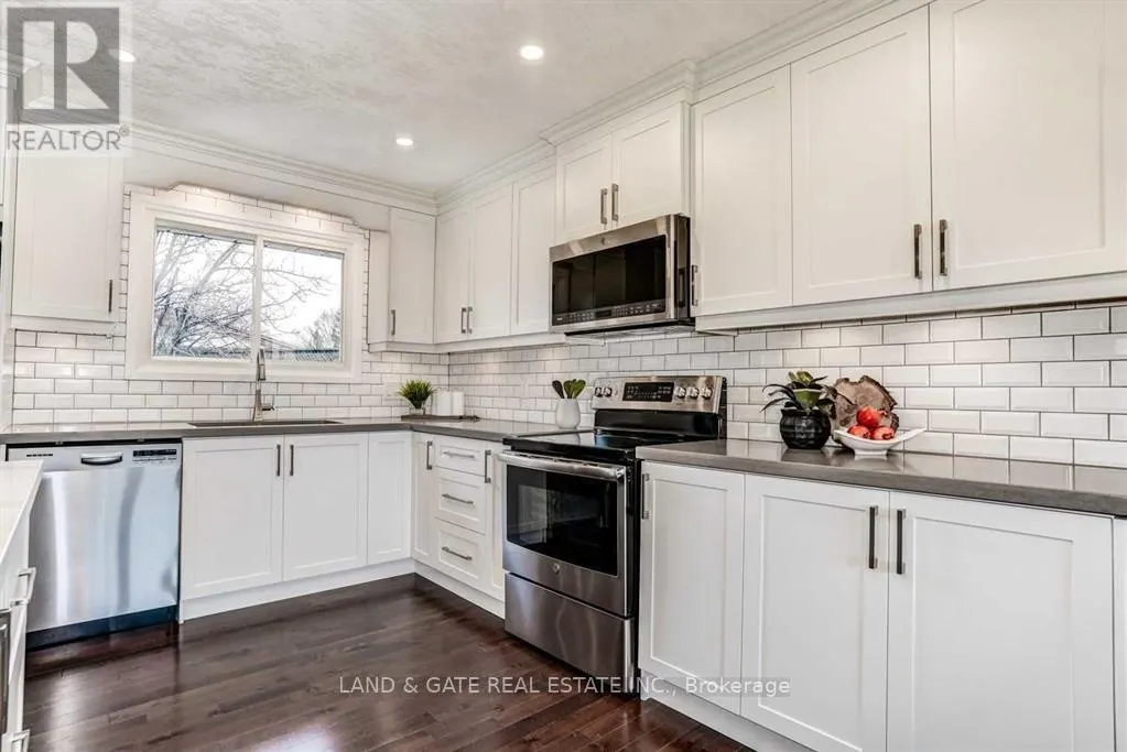 UPPER - 860 CARNATION COURT, #UPPER