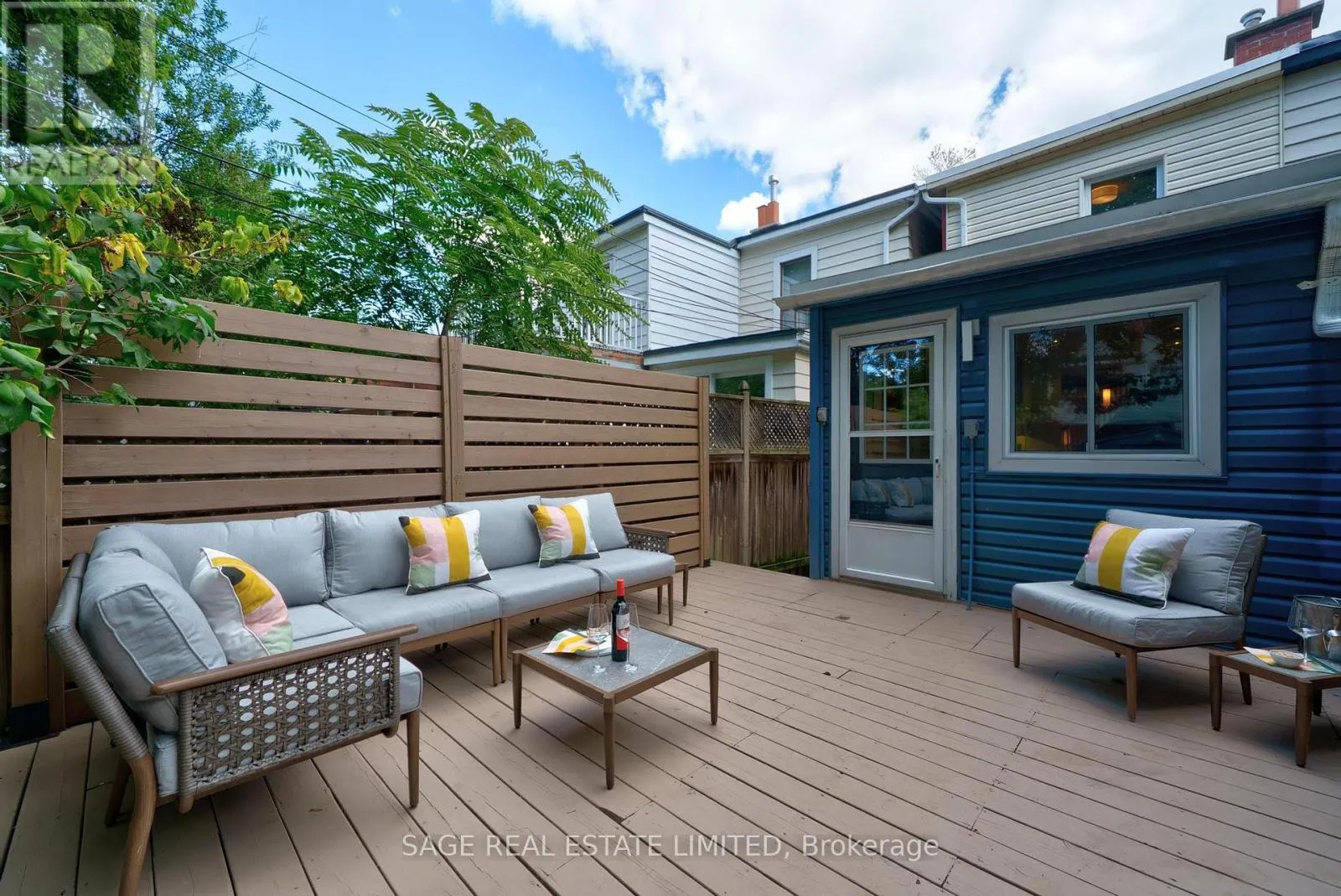 156 BASTEDO AVENUE