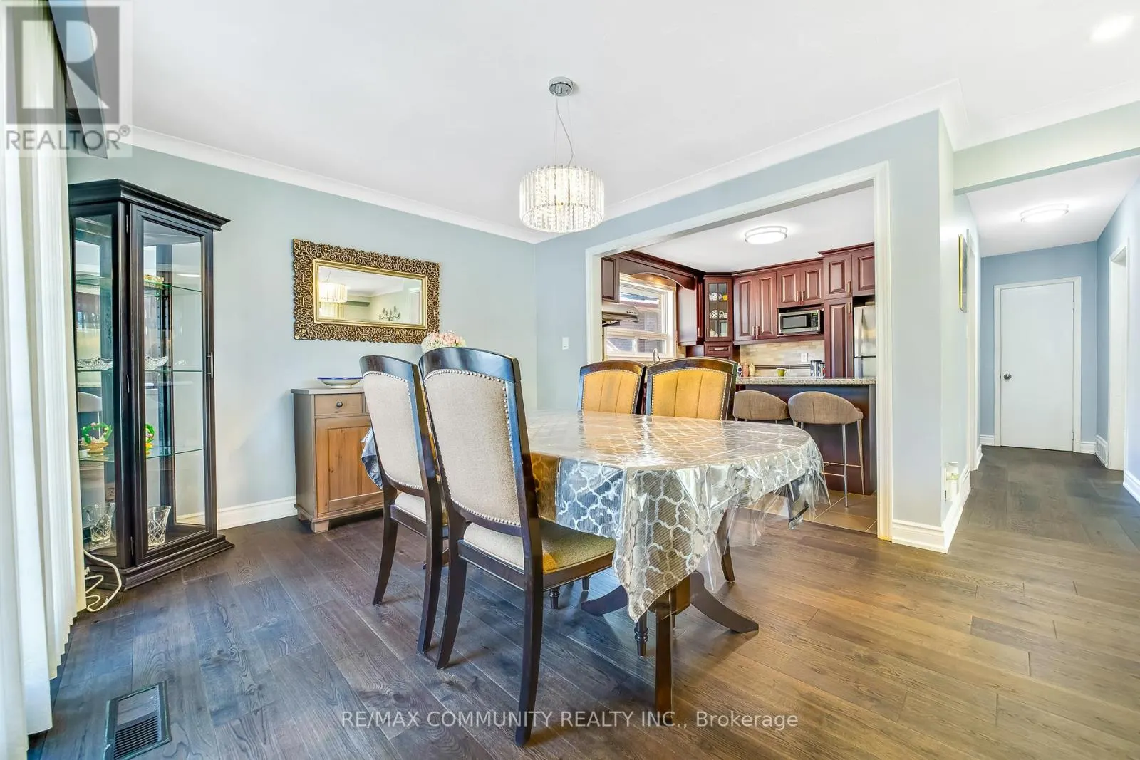 103 PACKARD BOULEVARD