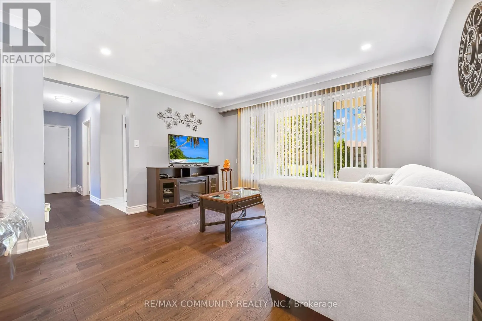 103 PACKARD BOULEVARD