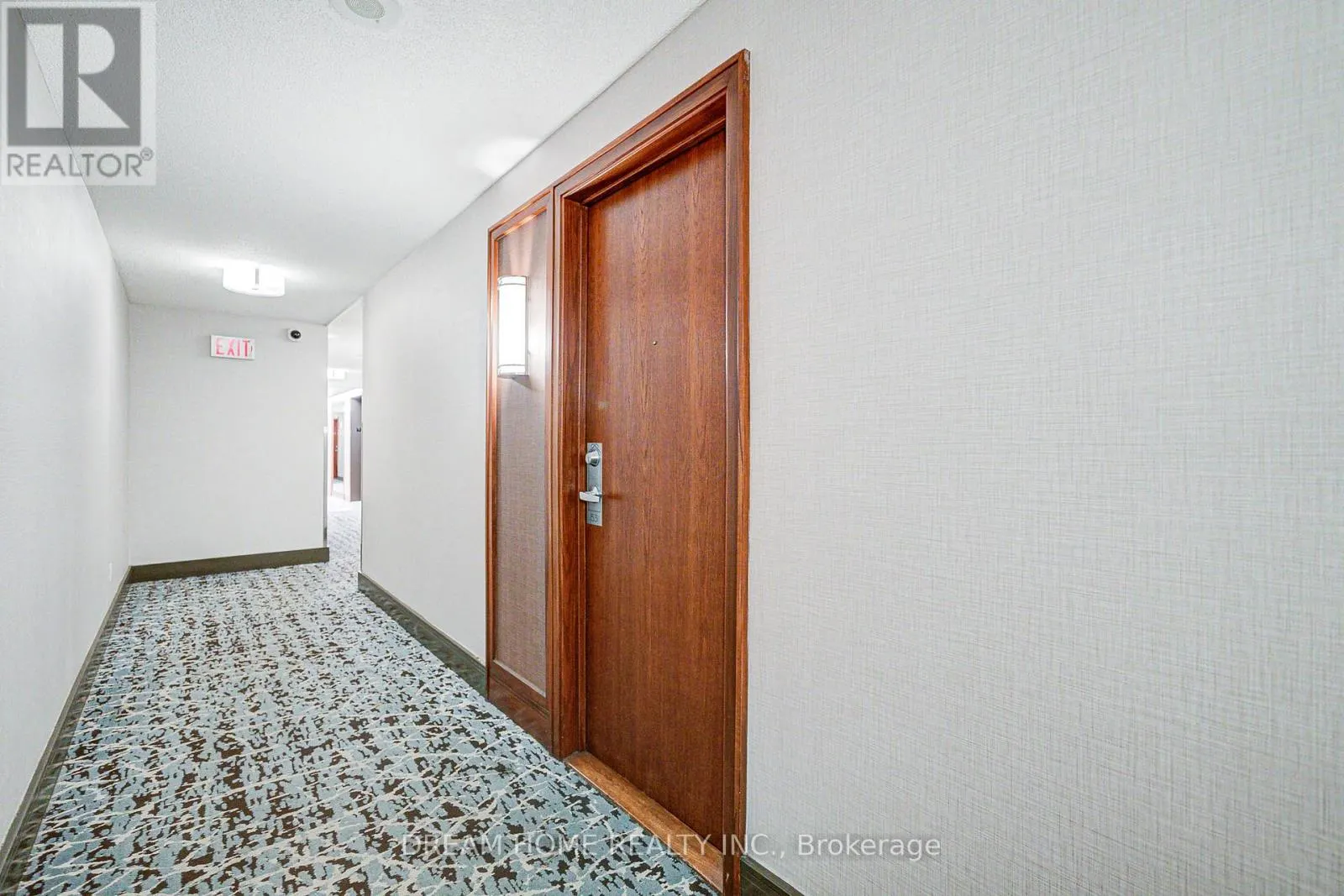 1531 - 68 CORPORATE DRIVE