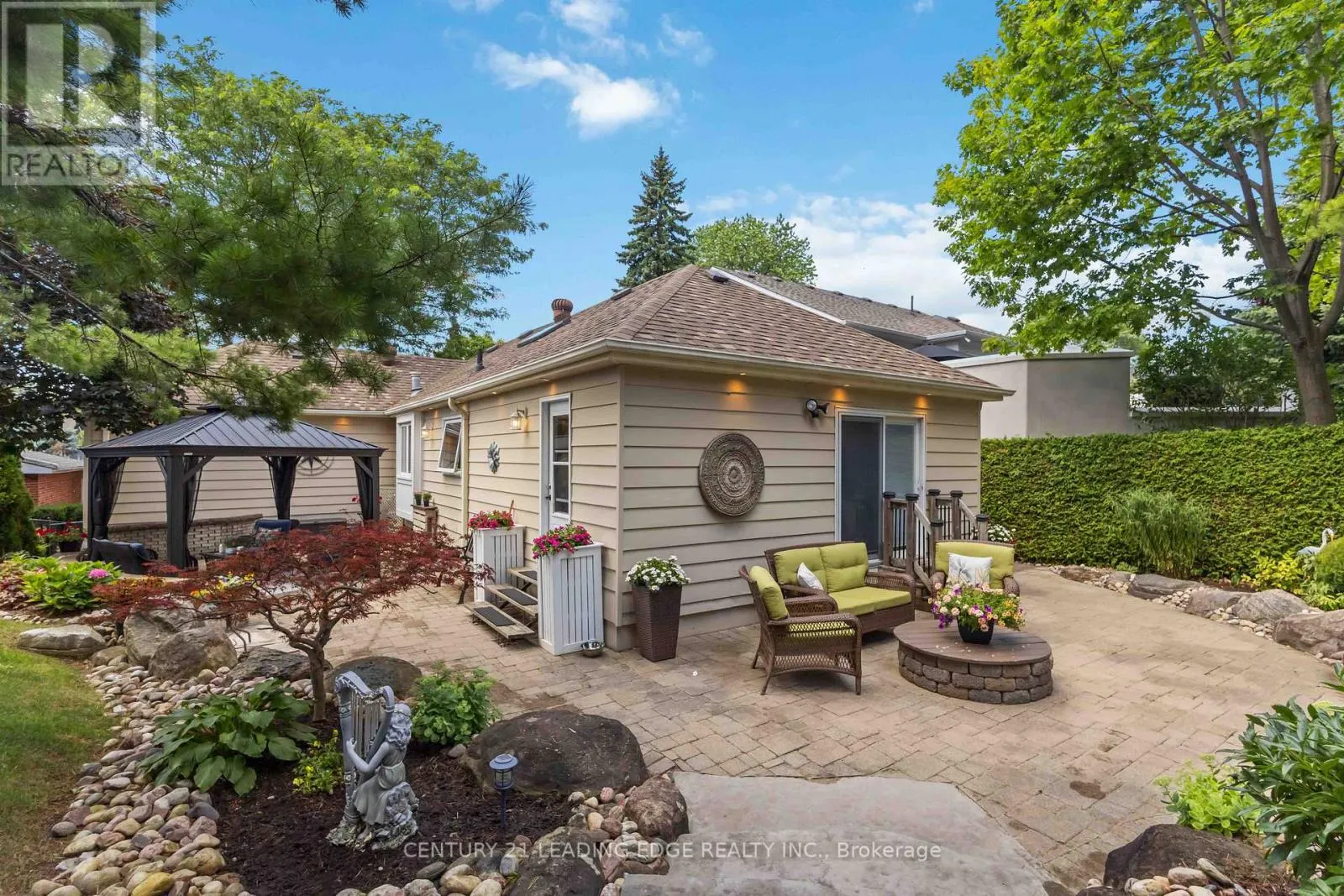 1801 APPLEVIEW ROAD