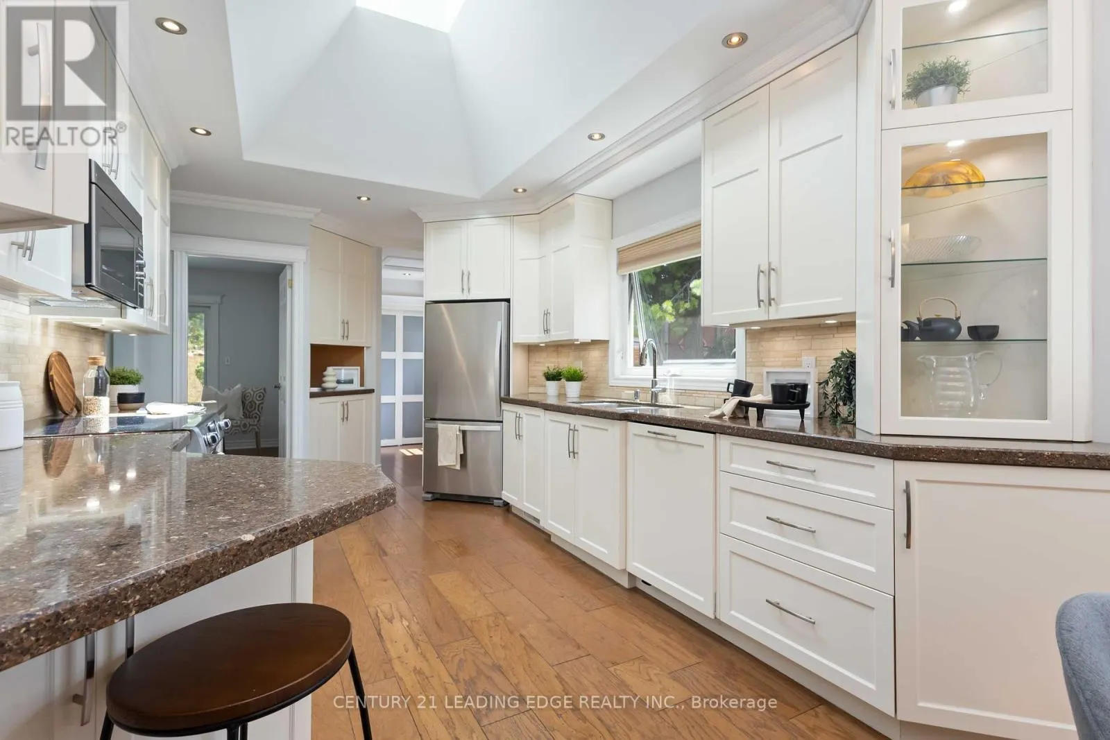 1801 APPLEVIEW ROAD