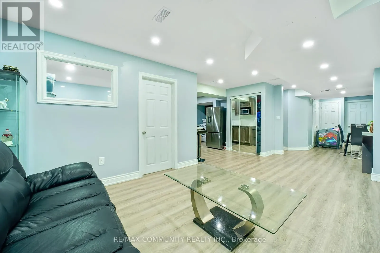 1064 CAMEO STREET