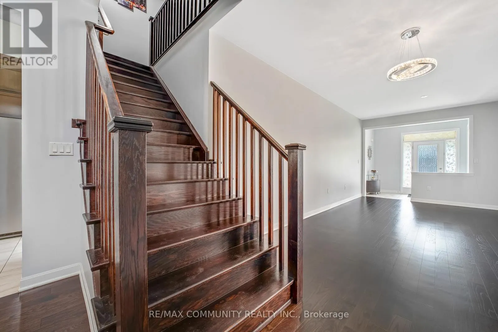 1064 CAMEO STREET