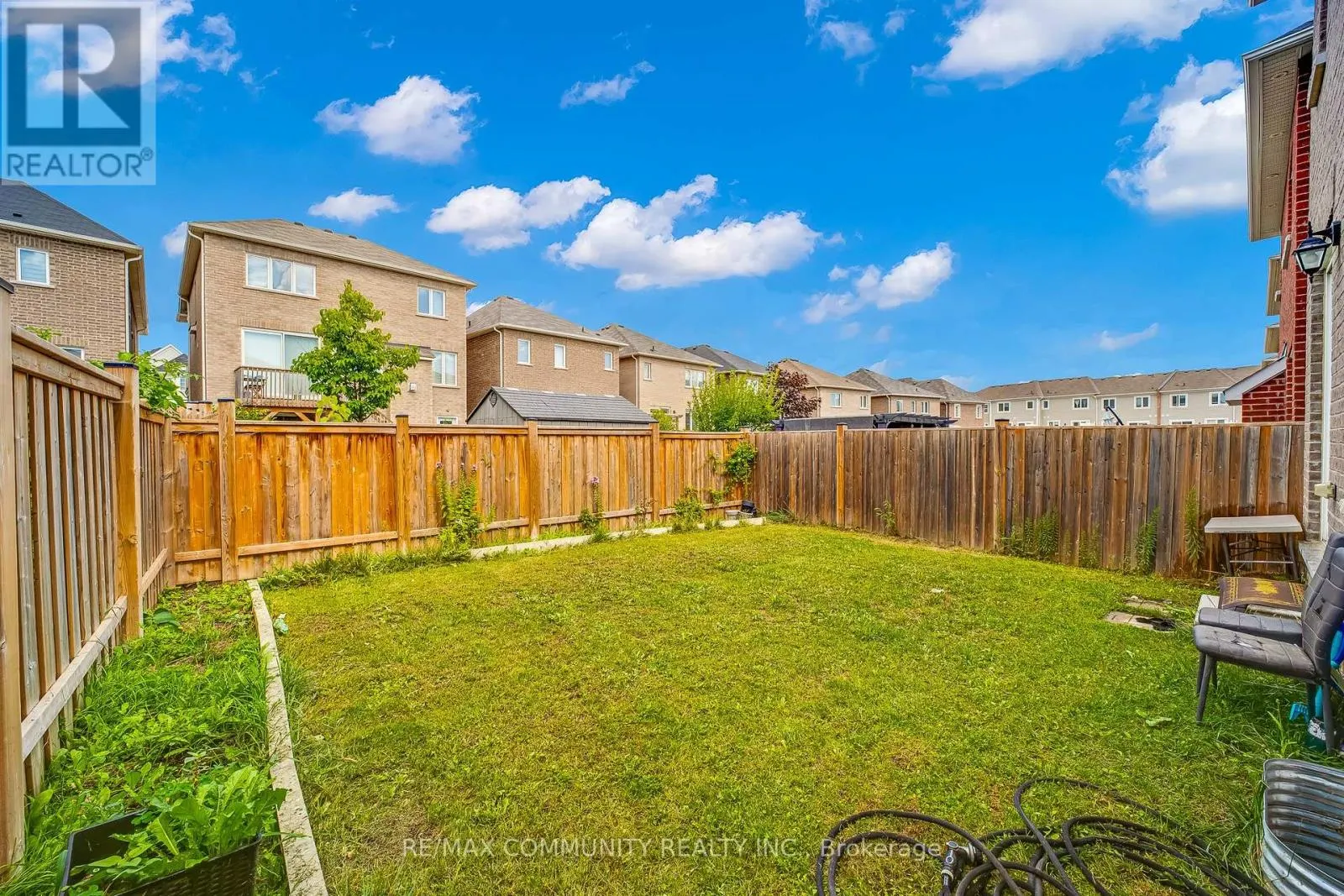 1064 CAMEO STREET