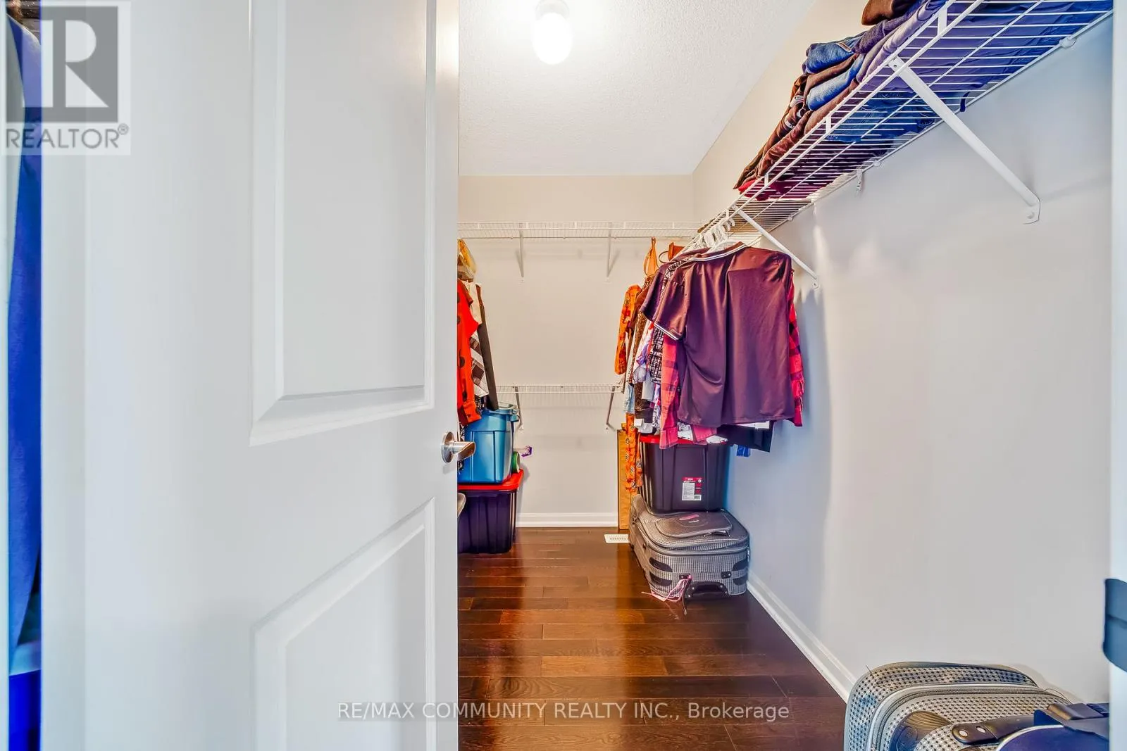 1064 CAMEO STREET