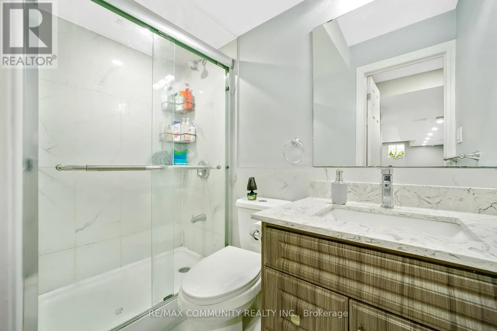 1064 CAMEO STREET