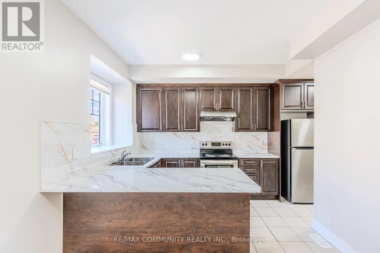 823 ATWATER PATH