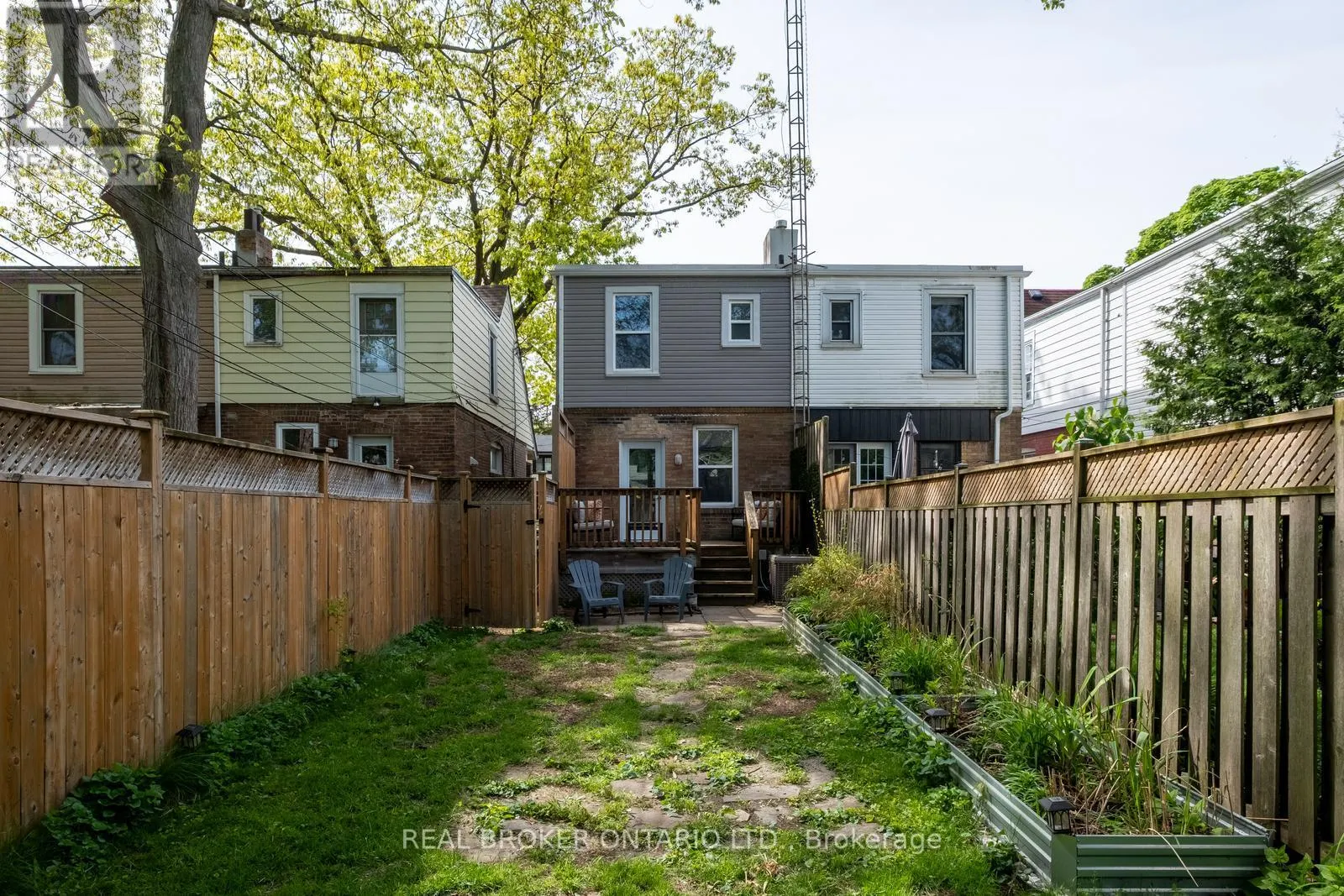 674 MILVERTON BOULEVARD