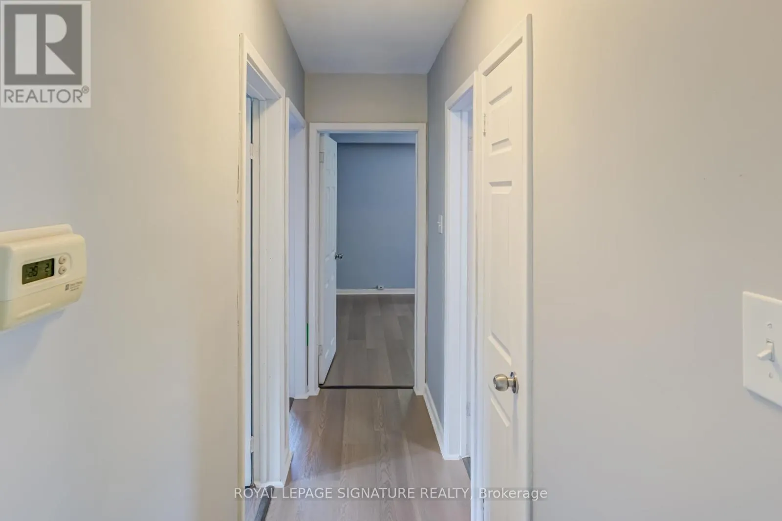 4 STILLBROOK COURT