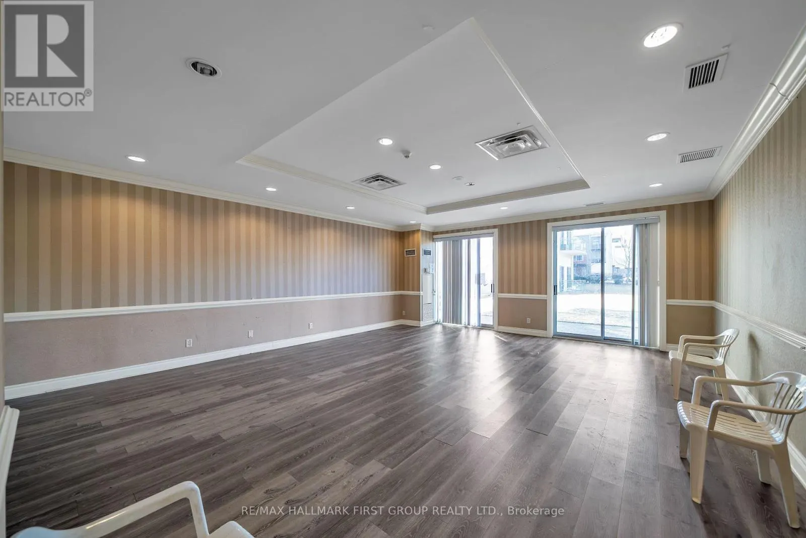 15A - 6 ROSEBANK DRIVE