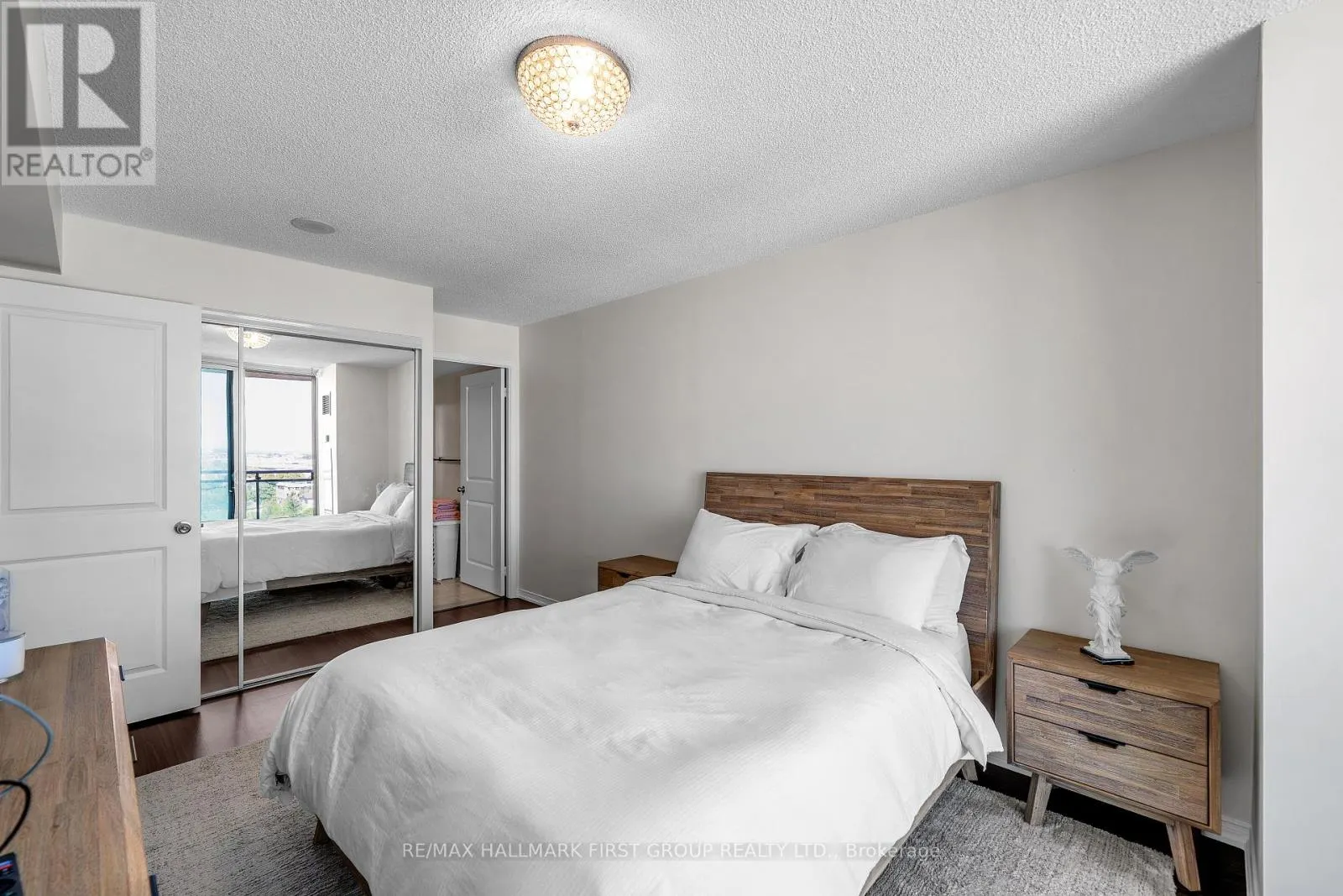 15A - 6 ROSEBANK DRIVE