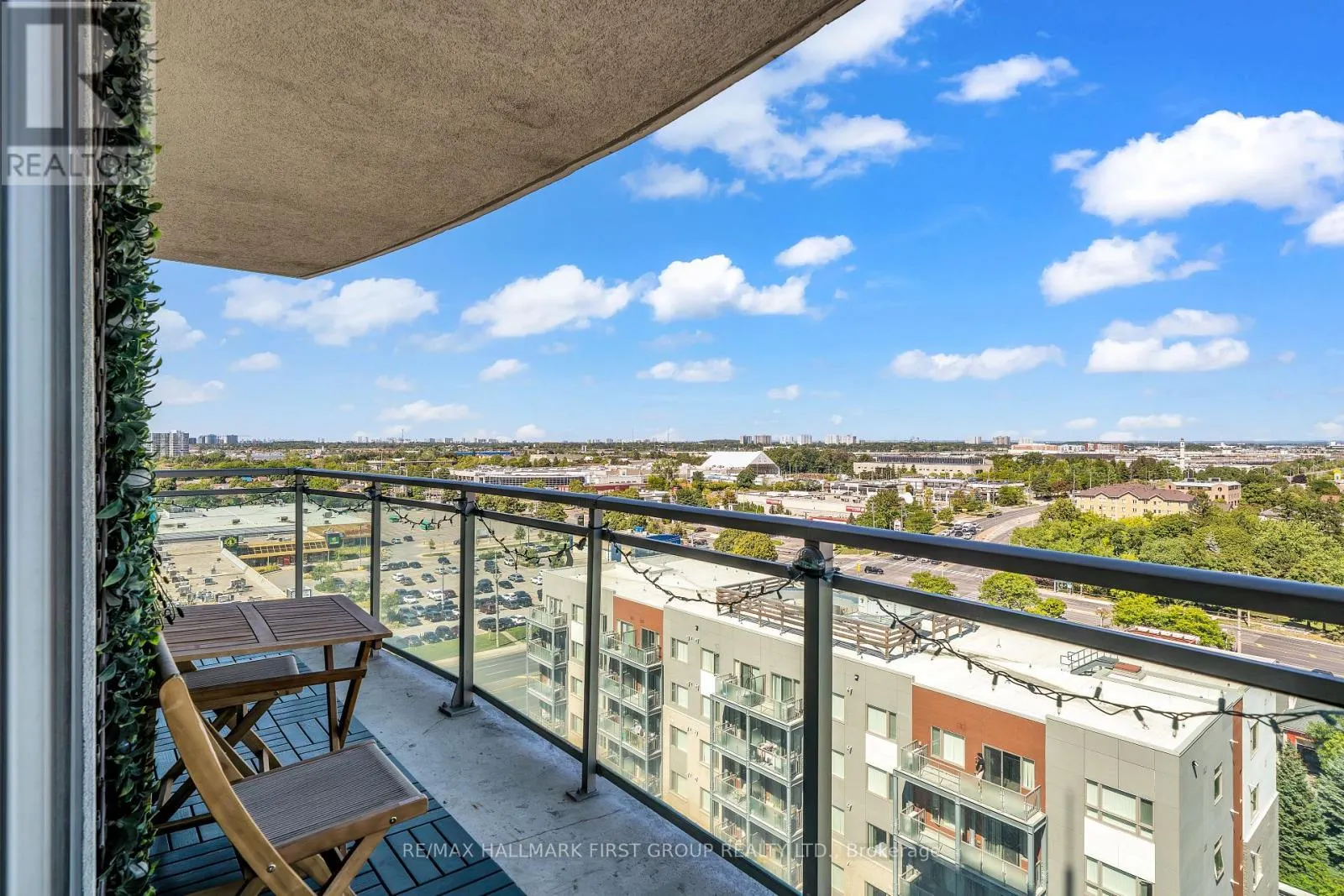15A - 6 ROSEBANK DRIVE