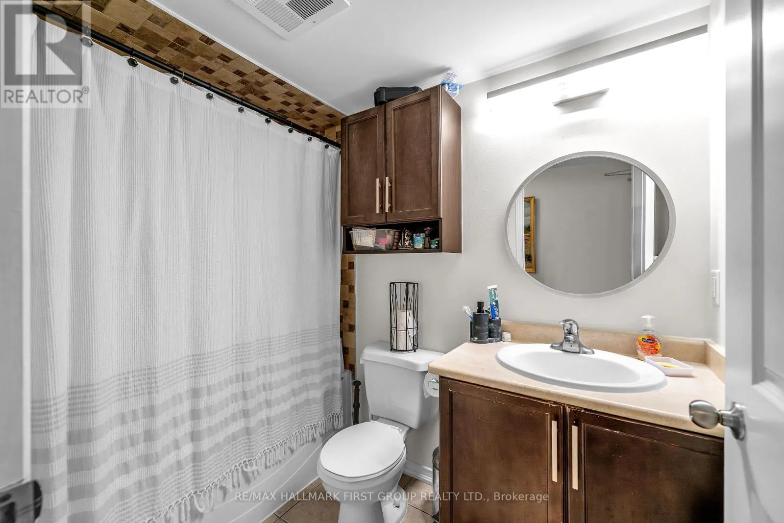 15A - 6 ROSEBANK DRIVE