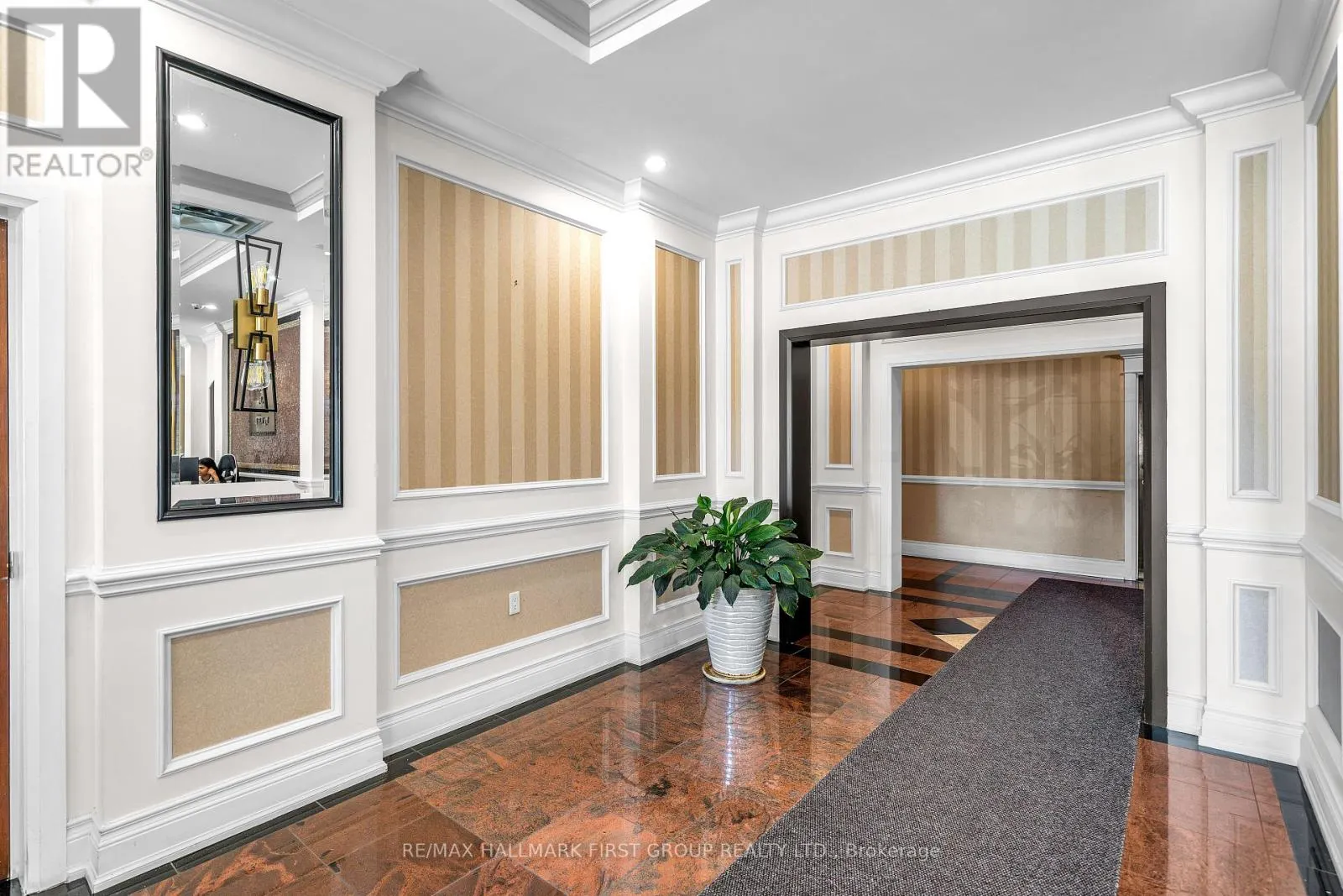 15A - 6 ROSEBANK DRIVE