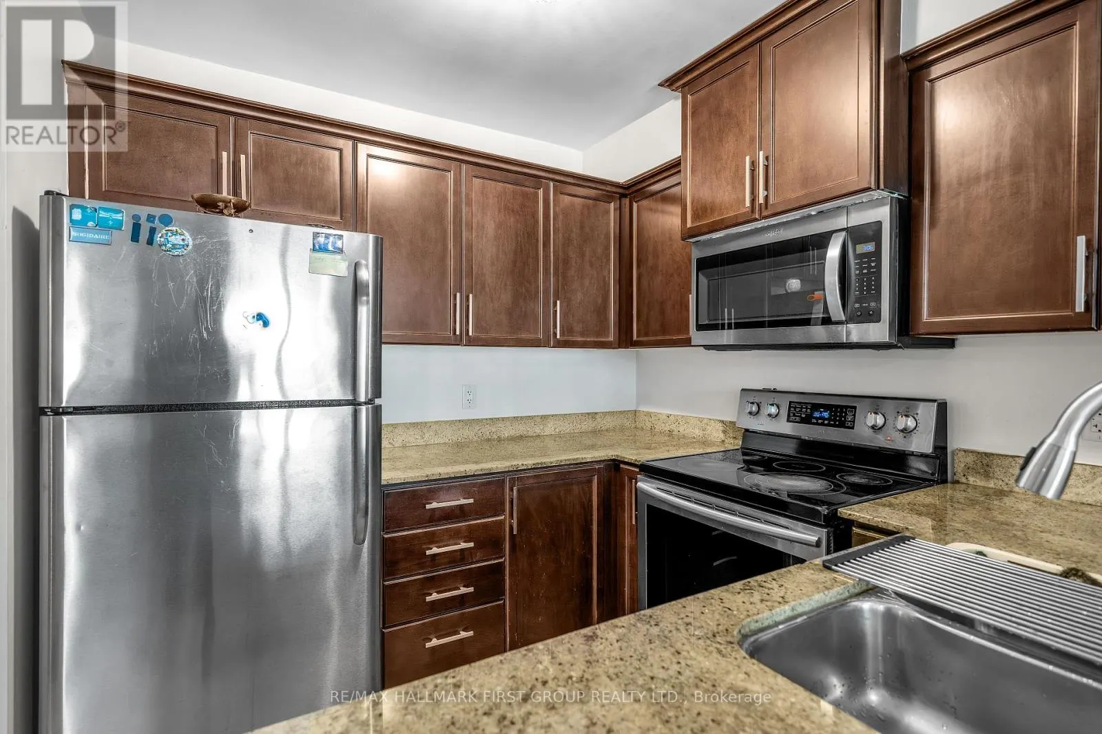 15A - 6 ROSEBANK DRIVE