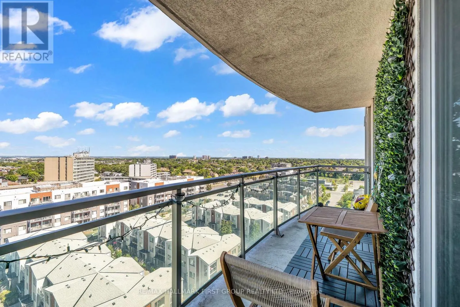 15A - 6 ROSEBANK DRIVE