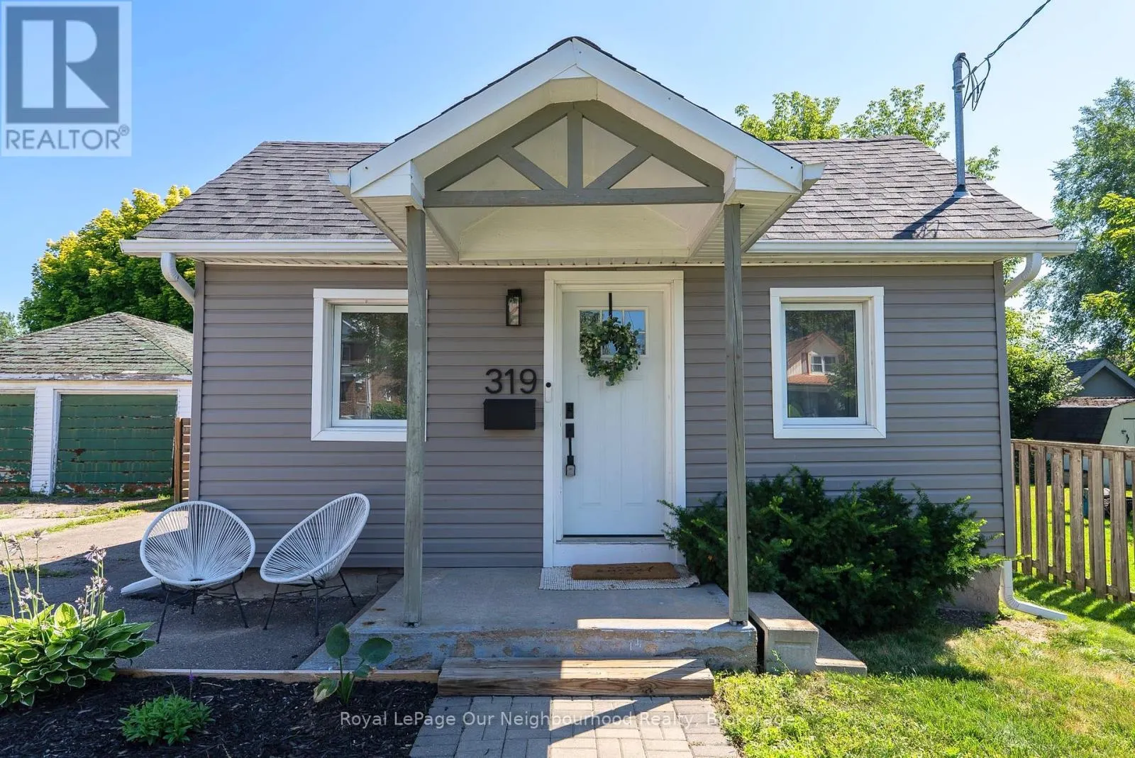 319 DIVISION STREET