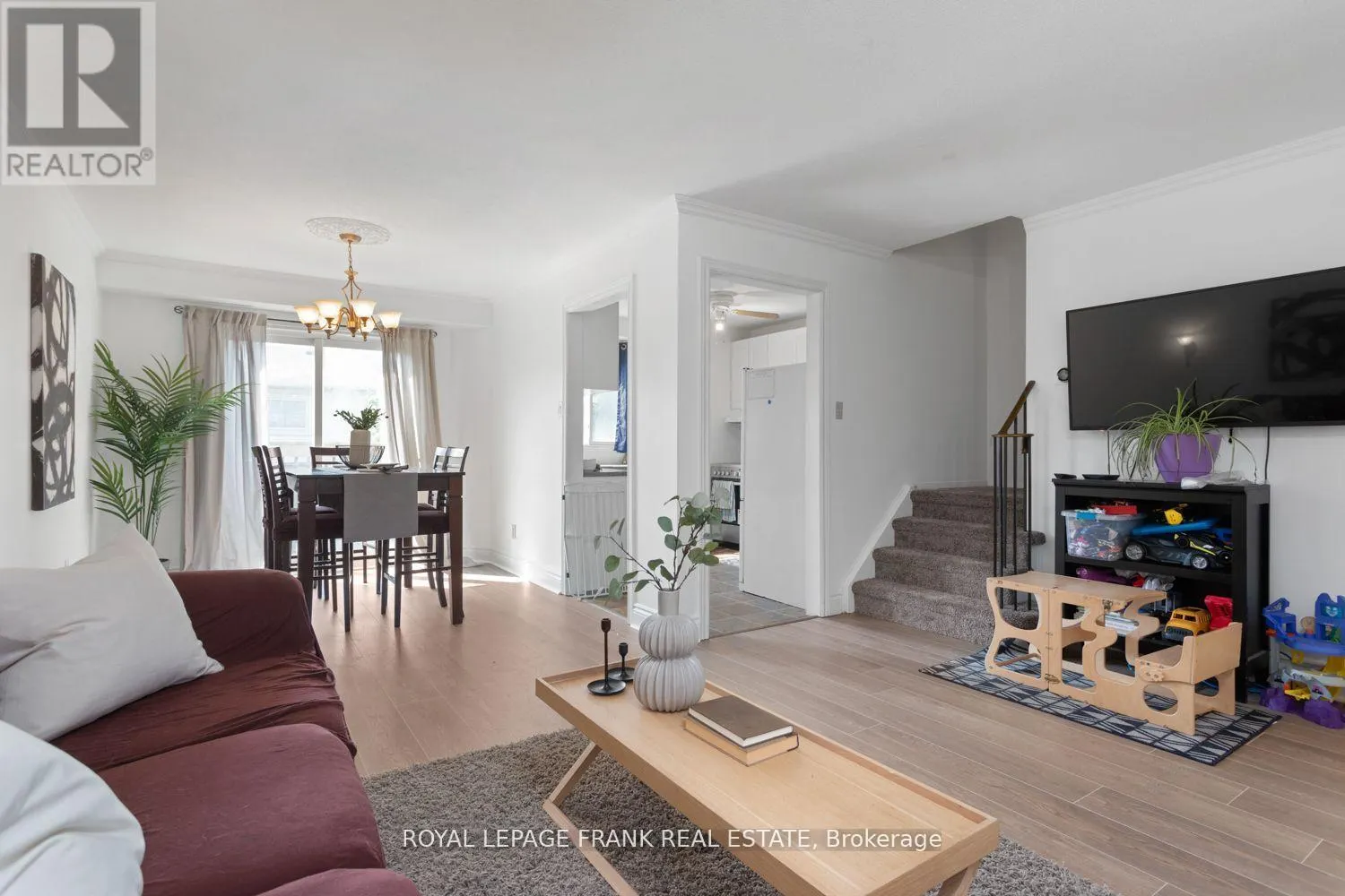 42 - 700 HARMONY ROAD N, #42