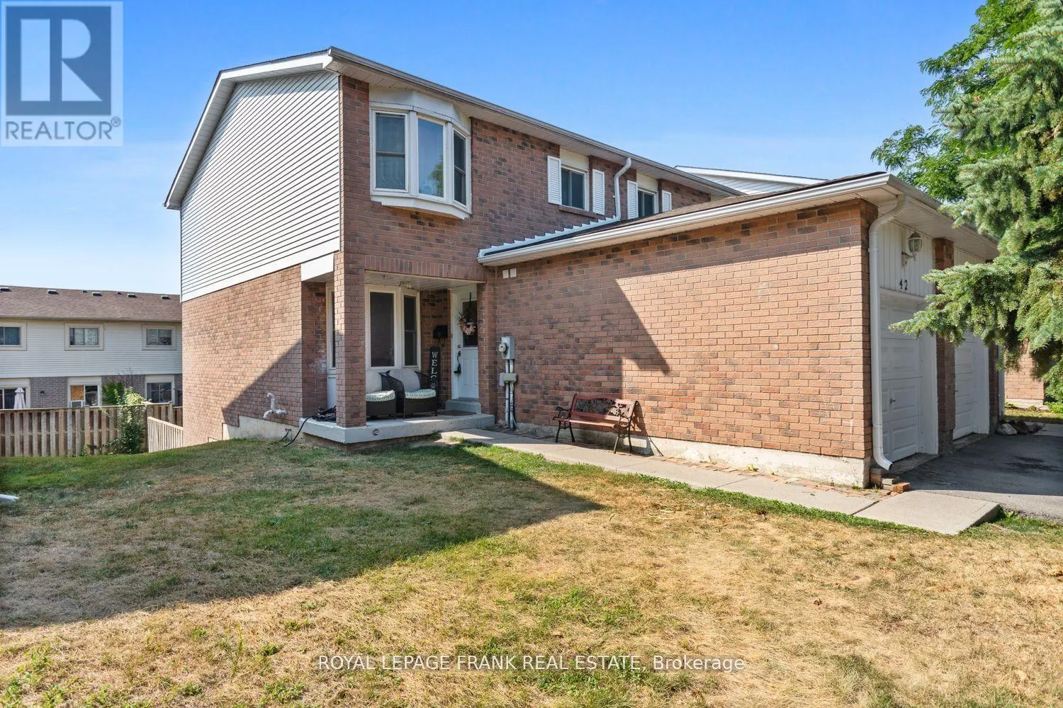 42 - 700 HARMONY ROAD N, #42