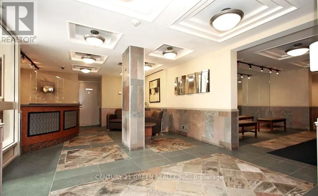 1206 - 4 PARK VISTA