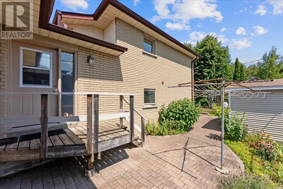 77 HILLS ROAD