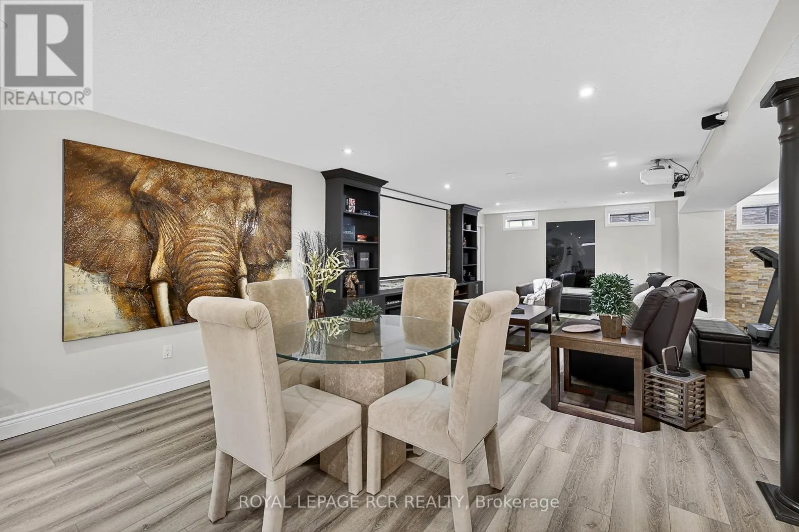 21 CORVINELLI DRIVE