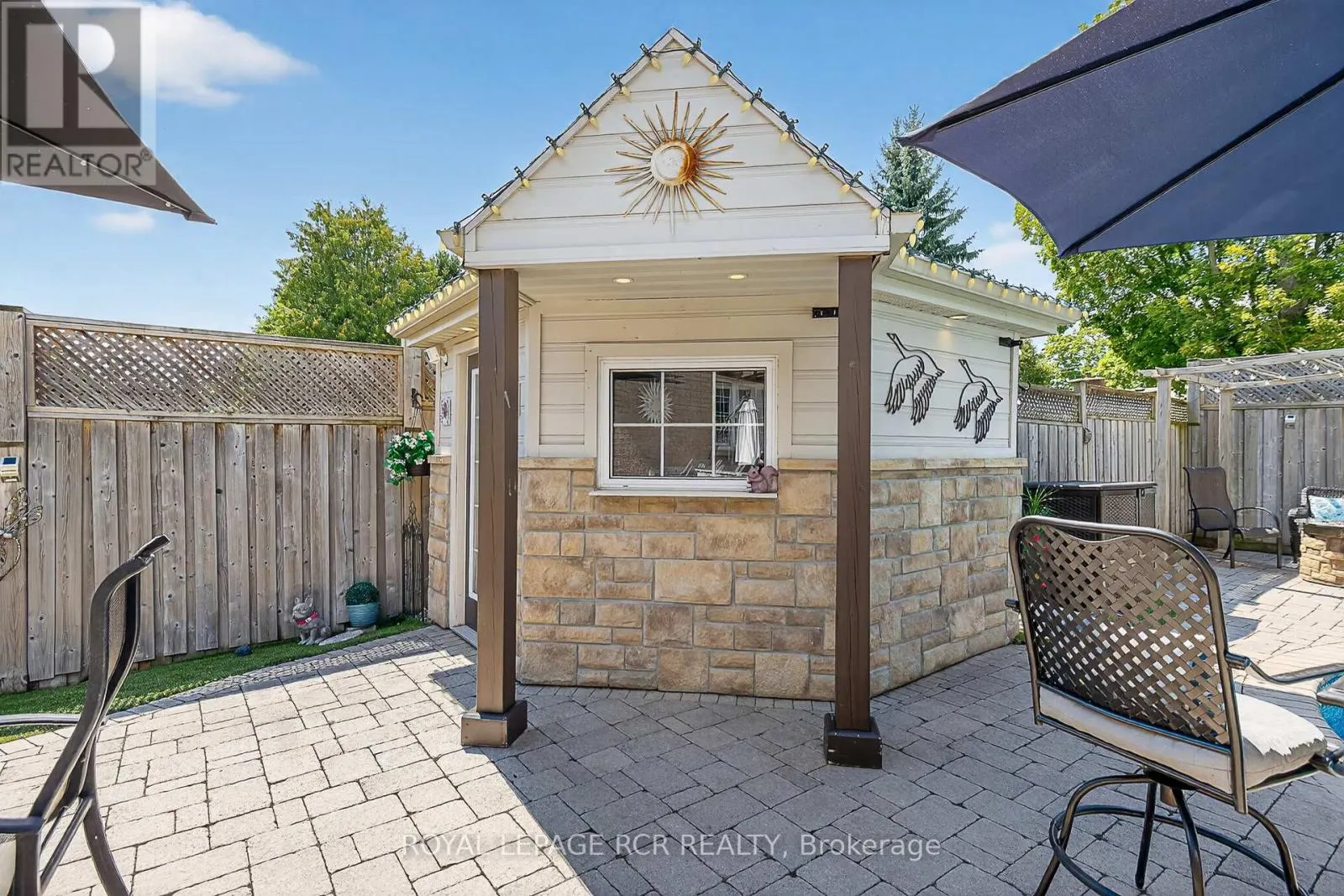 21 CORVINELLI DRIVE