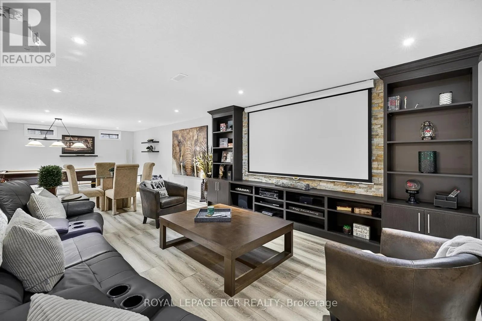 21 CORVINELLI DRIVE